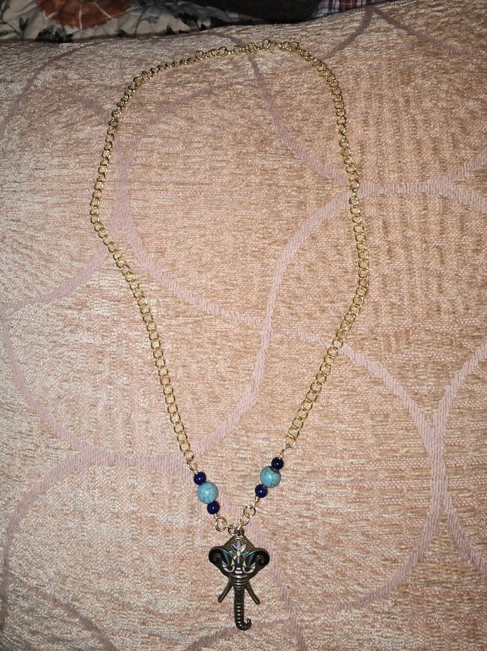 Handmade & Handpicked By Mom And I ✨ Unique Jewelry - Picture 3 of 3